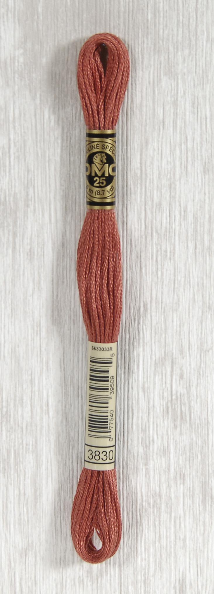 DMC Mouliné Spécial 25 Broderigarn - Farve 3830 på tilbud!
