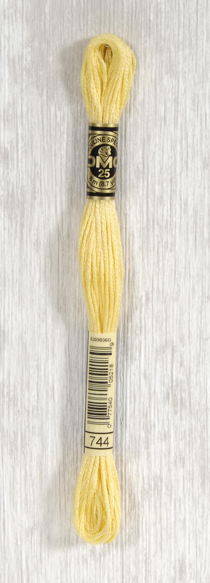 DMC Mouliné Spécial 25 Broderigarn - Farve 744 Tilbud!