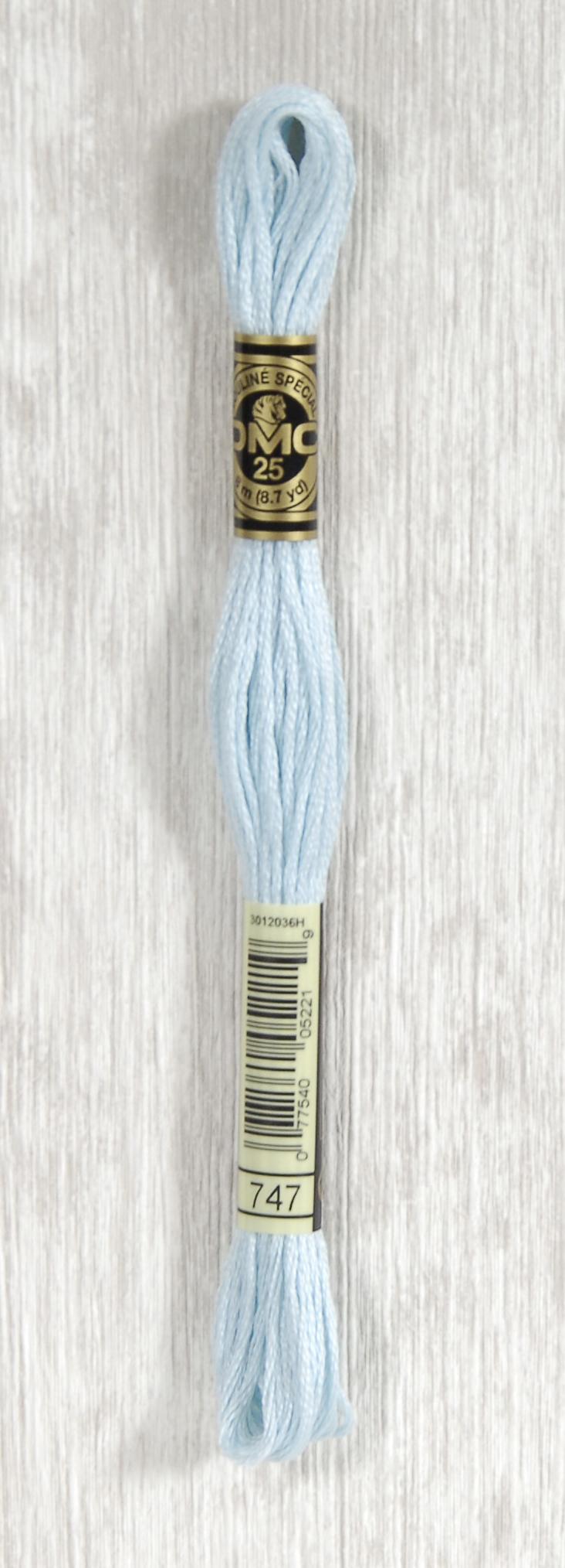 DMC Mouliné Spécial 25 Broderigarn - Farve 747 på tilbud!