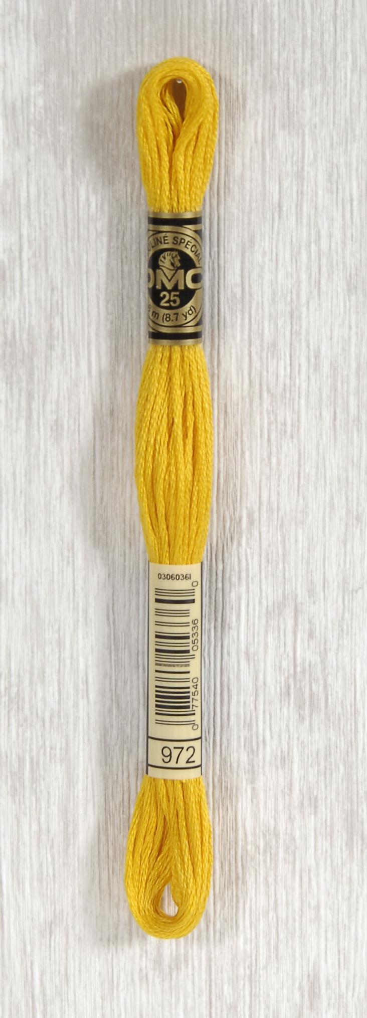 DMC Mouliné Spécial 25 Broderigarn - Farve 972 på tilbud!