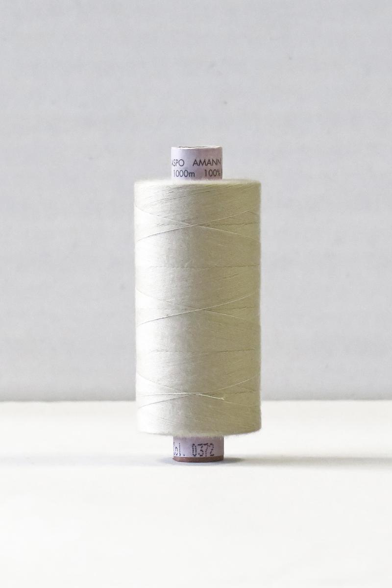 Amann Aspo Polyester Sytråd 1000 m - Fv 372 på tilbud