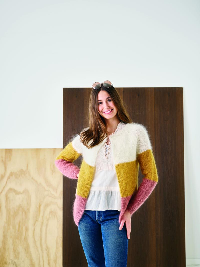 Bella Cardigan Strikkeopskrift - Perfekt til strikning!