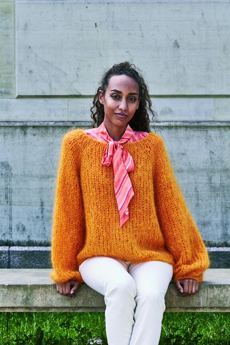 Bella Strikkeopskrift - Basis Raglin Sweater 893231