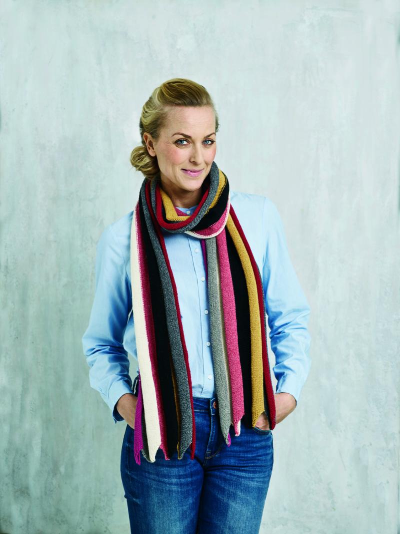 893410 Esther Strikkeopskrift - Kreativ Strikning!