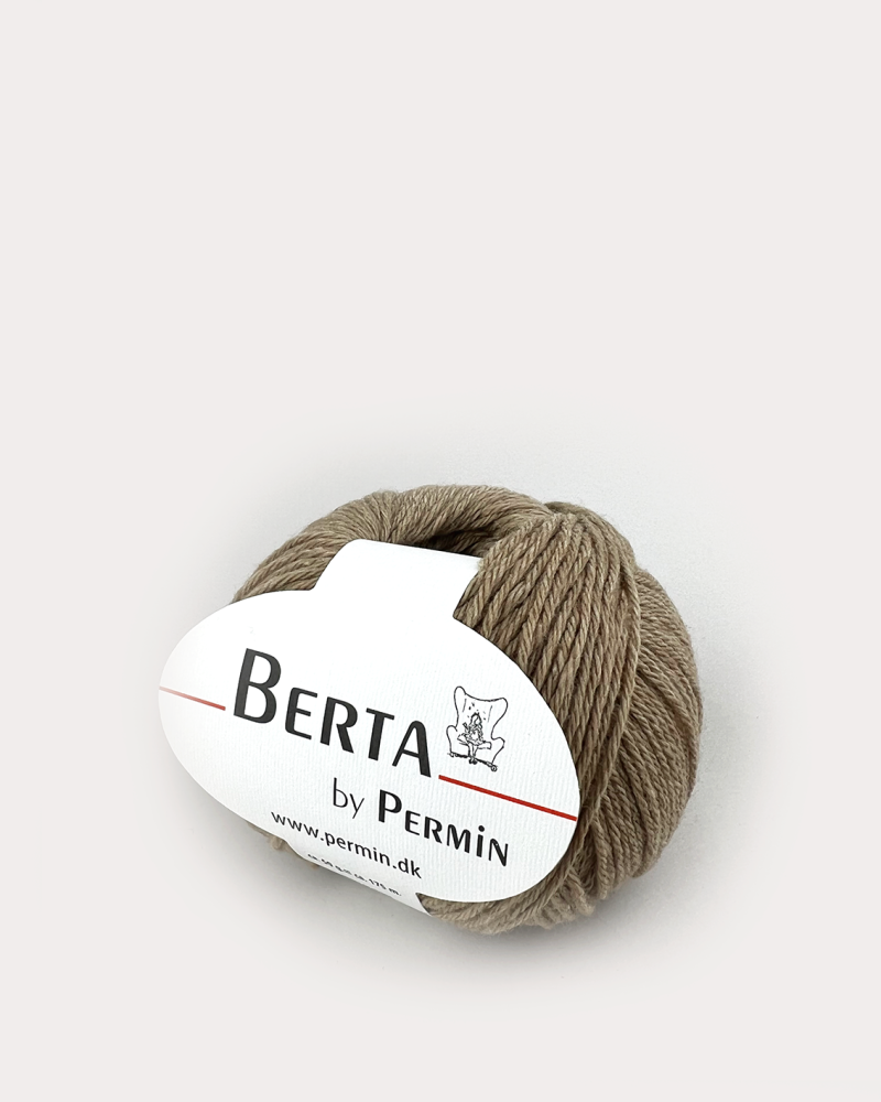 Berta by Permin - Lys Brun Garn til Strikning