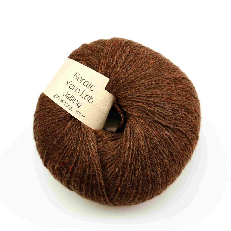 Jelling Coffee - Blødt 100% Uld Garn fra Nordic Yarn Lab