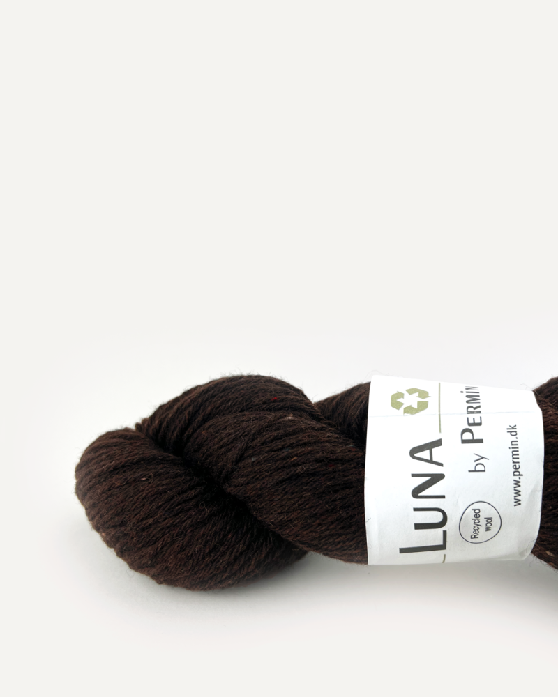 Luna by Permin - Mørkebrun Garn - 100% Genanvendt Uld