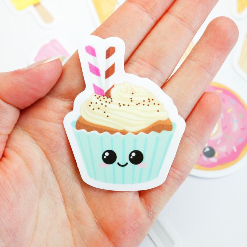 Blå Cupcake Klistermærke - Konturskåret Dekoration