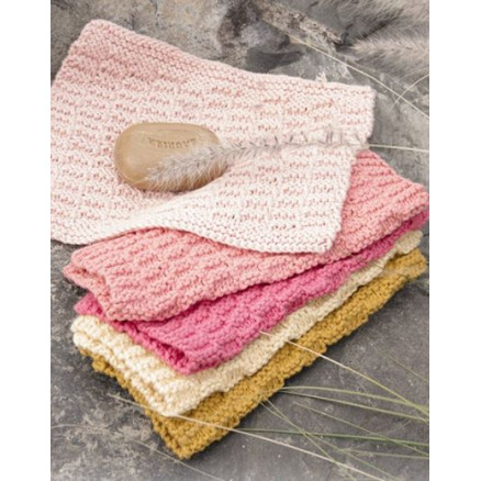 Spotless by DROPS Design - Klude Strikkeopskrift 24x24 cm