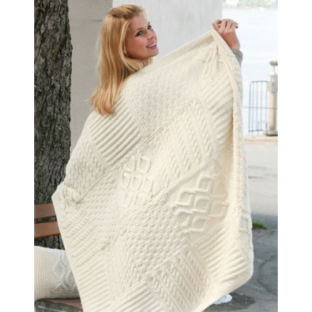 Warm Hug by DROPS Design - Tæppe Strikkeopskrift 126x96 cm