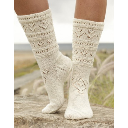 Bright Side by DROPS Design - Sokker Strikkeopskrift str. 35/37 - 41/43