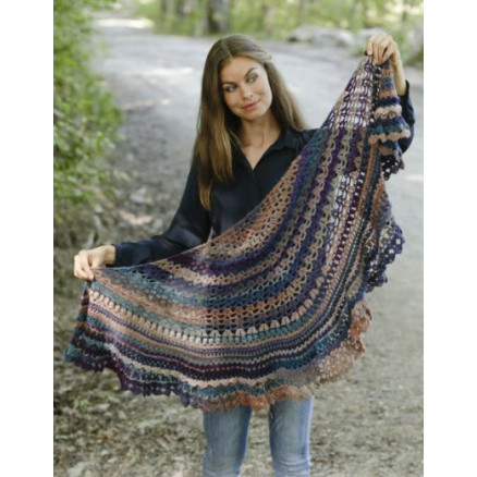 Alberta AutumnÂ by DROPS Design - Sjal Hækleopskrift 148x59 cm