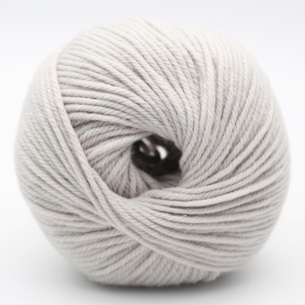 Kremke Soul Wool The Merry Merino 110 GOTS Garn 27 Lysegrå
