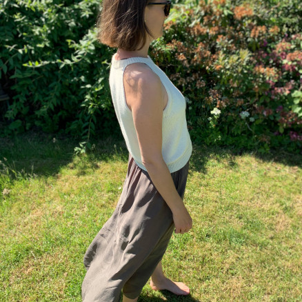 Sommersol Top af AlmaKnit - Garnpakke til Sommersol Top Str. XS-XXXL