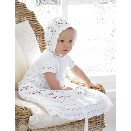 So Charming by DROPS Design - Baby Sæt med Dåbskjole og Hue str. 0/6 mdr - 2år
