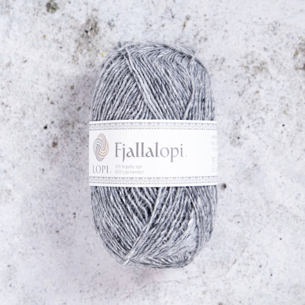 Ãstex Fjallalopi Garn 56 Grå Himmel