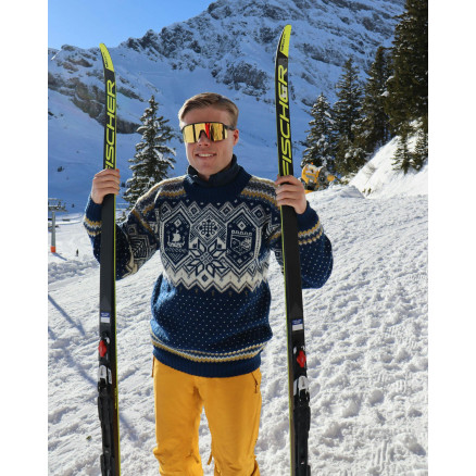 VM Genser Trondheim 2025 af House of Yarns - Sweater Strikkeopskrift Str. XS-XXXL