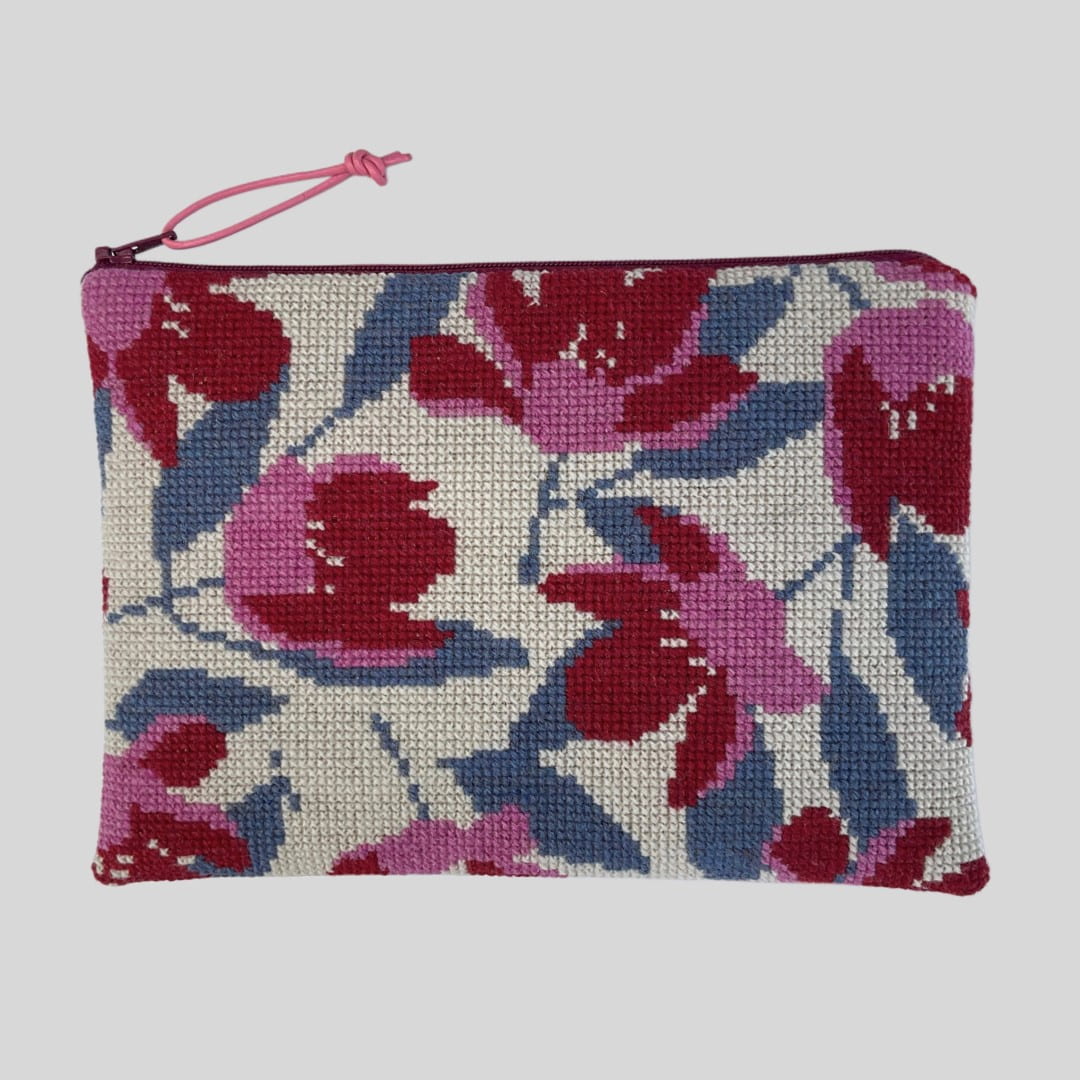 Magnolia Clutch med terriere fra Baldyre - Hundevenlig taske