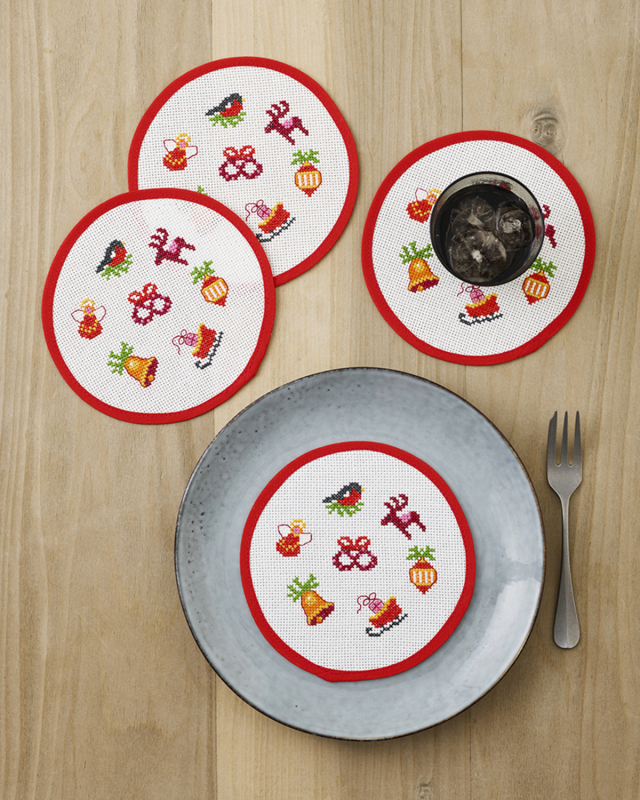 Broderi Kit - Kringle I Midten fra By Permin