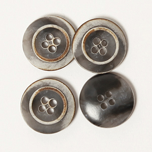 623 Mocha 18mm, fra DROPS Design