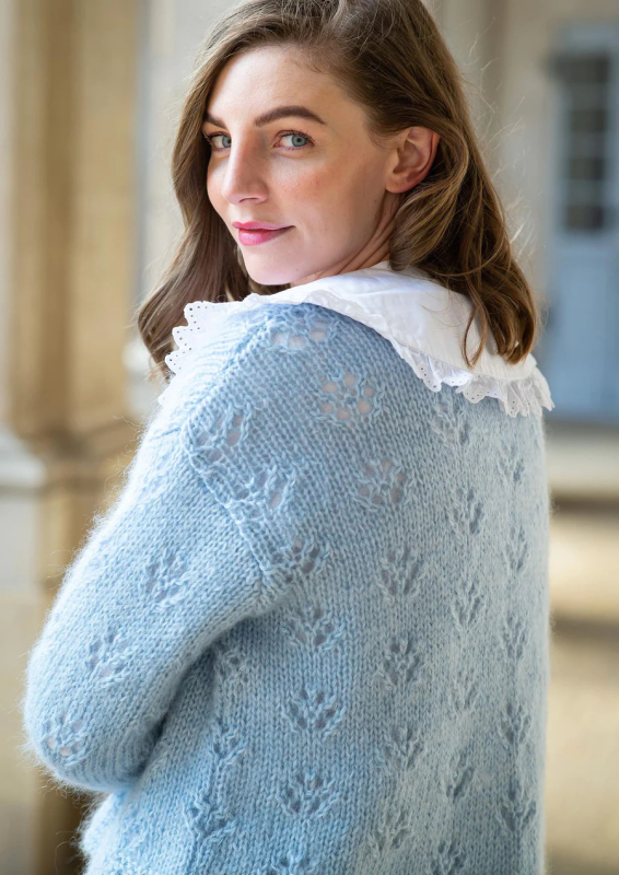 "Flora cardiganen" - Mayflower M14 blå - S - XXL - Mayflower Easy care og Kid Silk , fra Mayflower