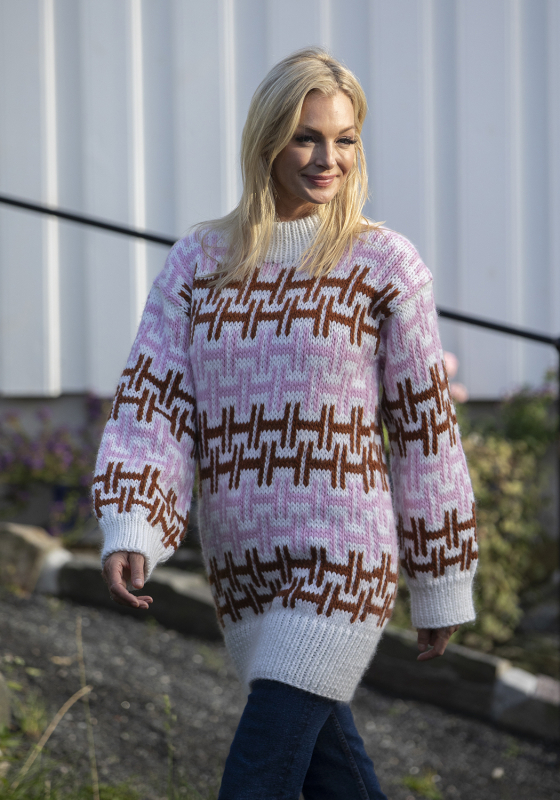 "Cherry pie" genser - Viking Design 2426-12 Kit - XS-XXXL - Viking Snorre , fra Viking