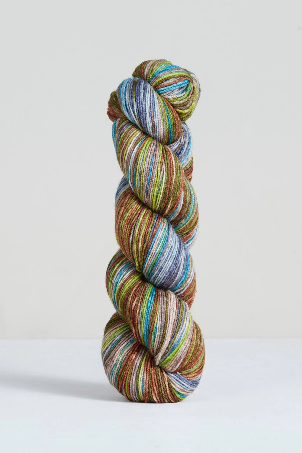 Urth Yarns, Uneek Fingering, håndfarvet merinould - 3030