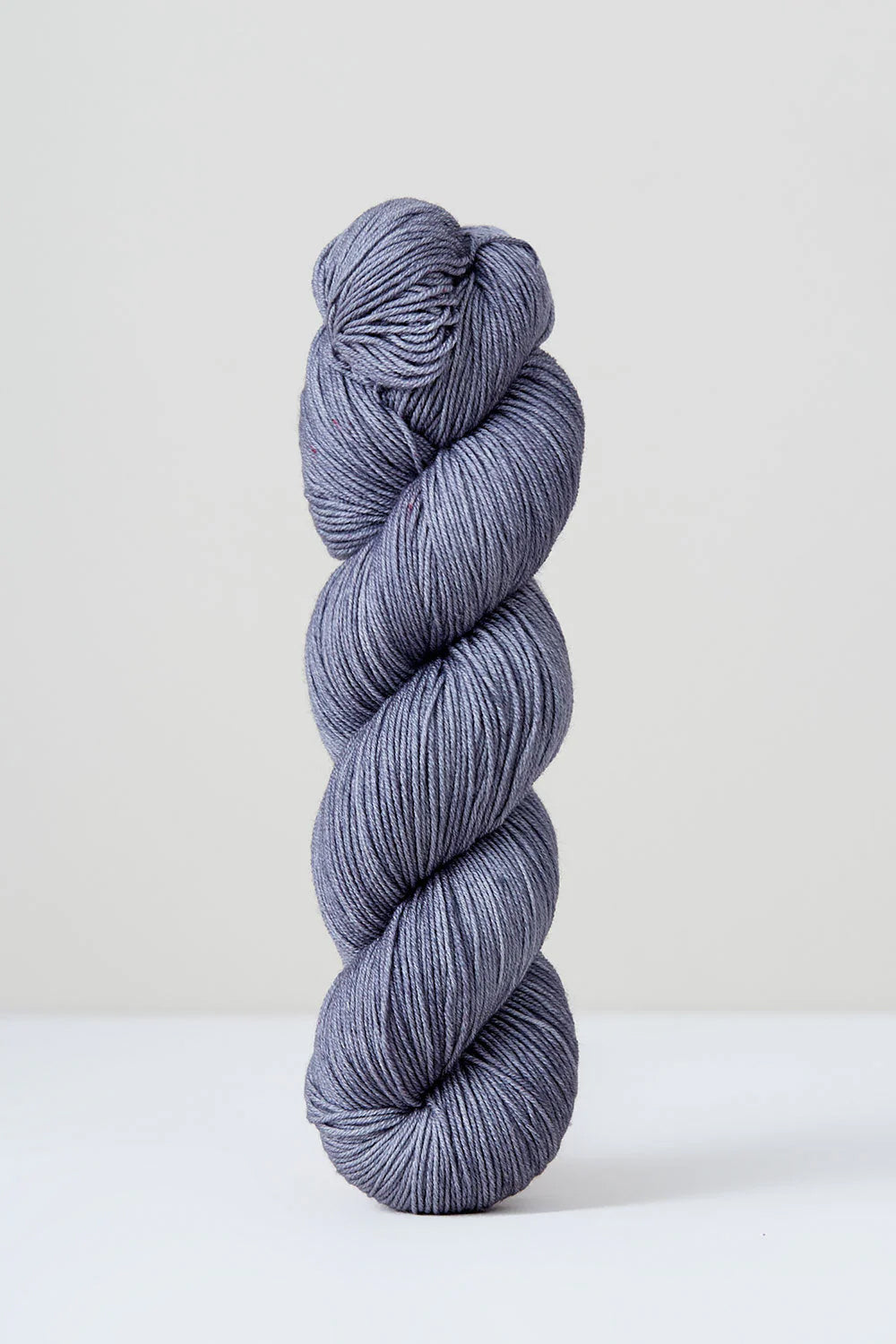 Urth Yarns, Harvest Fingering, plantefarvet merinould. - Mint (Grå)