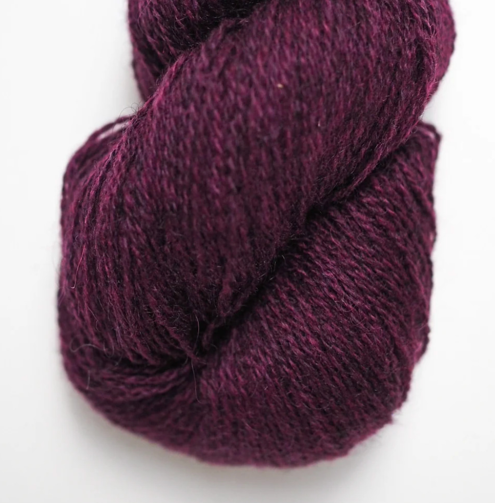 Dansk Pelsuld 5,5/2 Aubergine 09