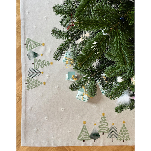 Pomp Stitch - Grøn jul med stil - Juletræstæppe