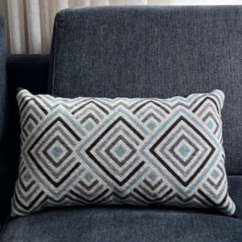 Pomp Stitch - Hypnotized - pude