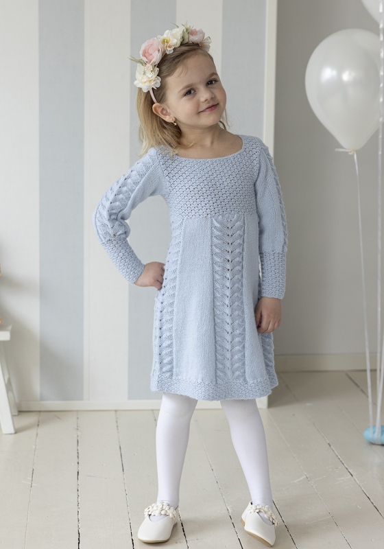 Julie kjole - Viking Design 2607-10B Kit - 1 - 12 år - Viking Alpaca Lille Storm, fra Viking